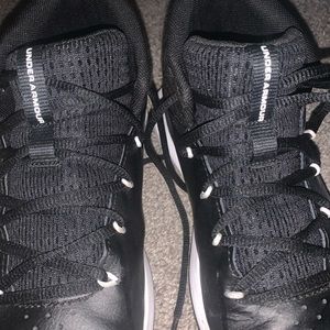 under armour basketball shoes